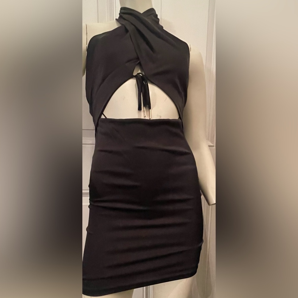 Chic Black Backless Dress